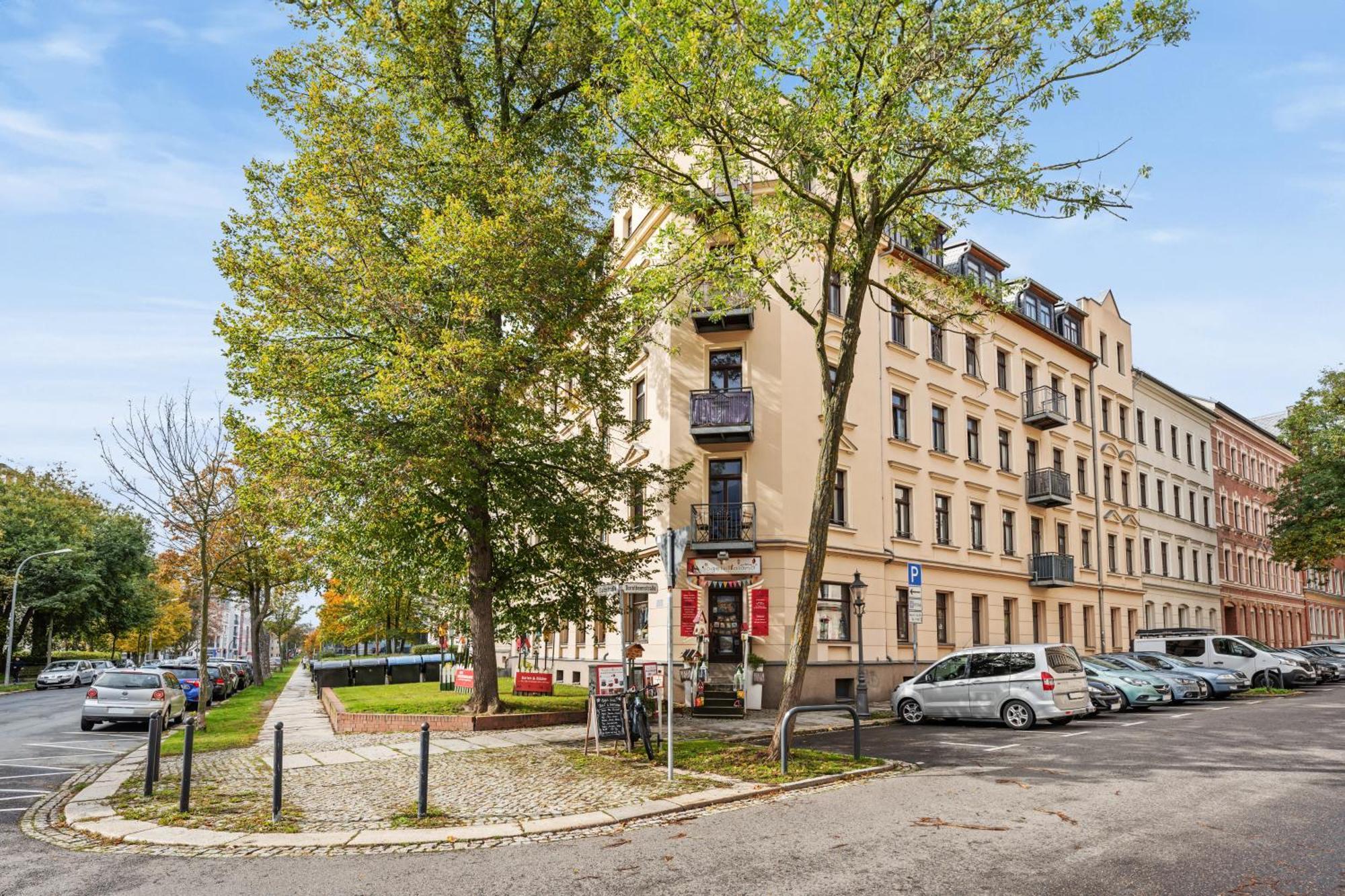Edler Wohnraum Schlossteich-Suite 3 Sz Mit Zwei Balkonen, Kaffeevollautomat, Kamin, Klima, Lift & Zwei Parkplaetzen Chemnitz Exterior photo