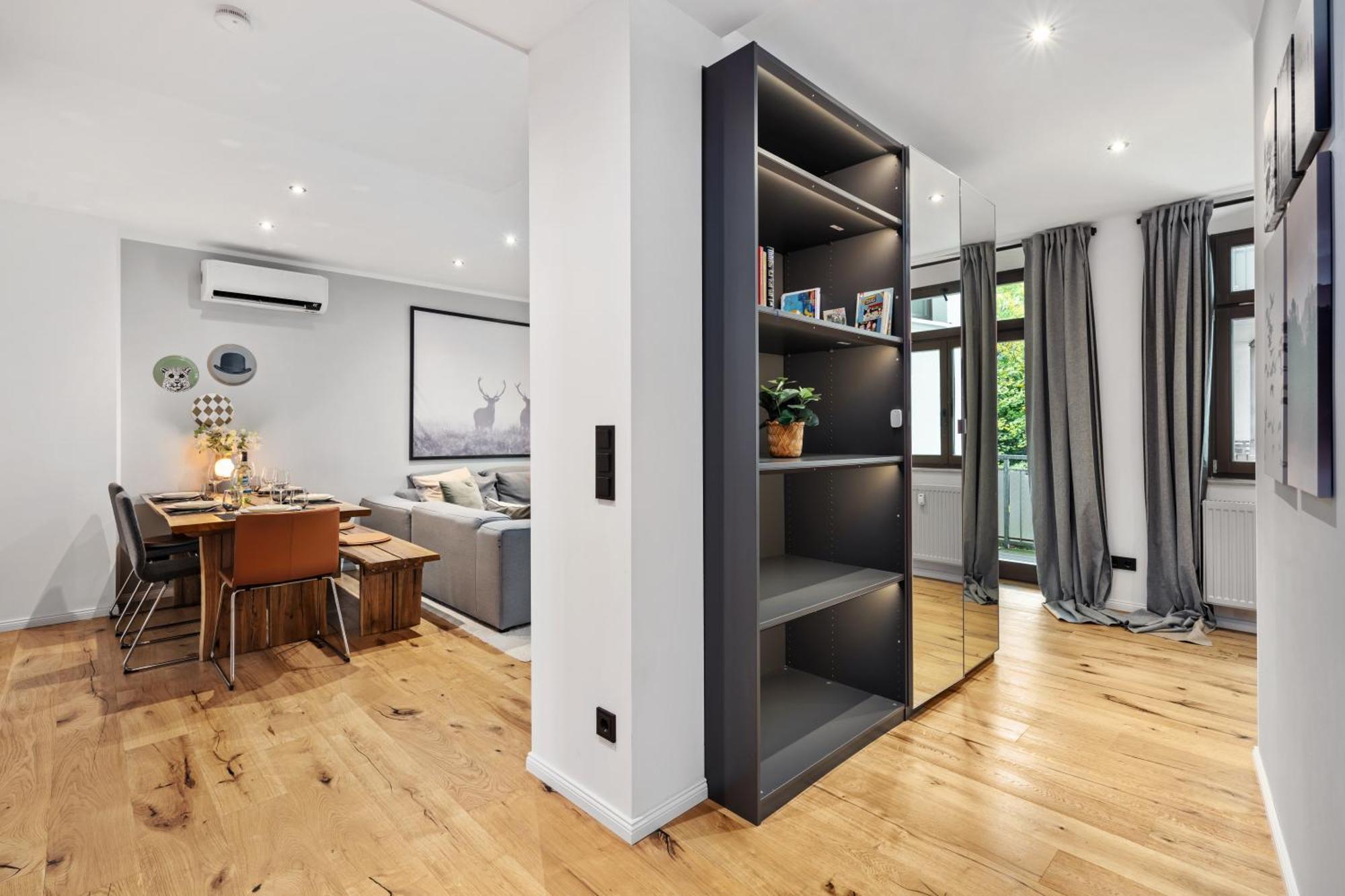 Edler Wohnraum Schlossteich-Suite 3 Sz Mit Zwei Balkonen, Kaffeevollautomat, Kamin, Klima, Lift & Zwei Parkplaetzen Chemnitz Exterior photo