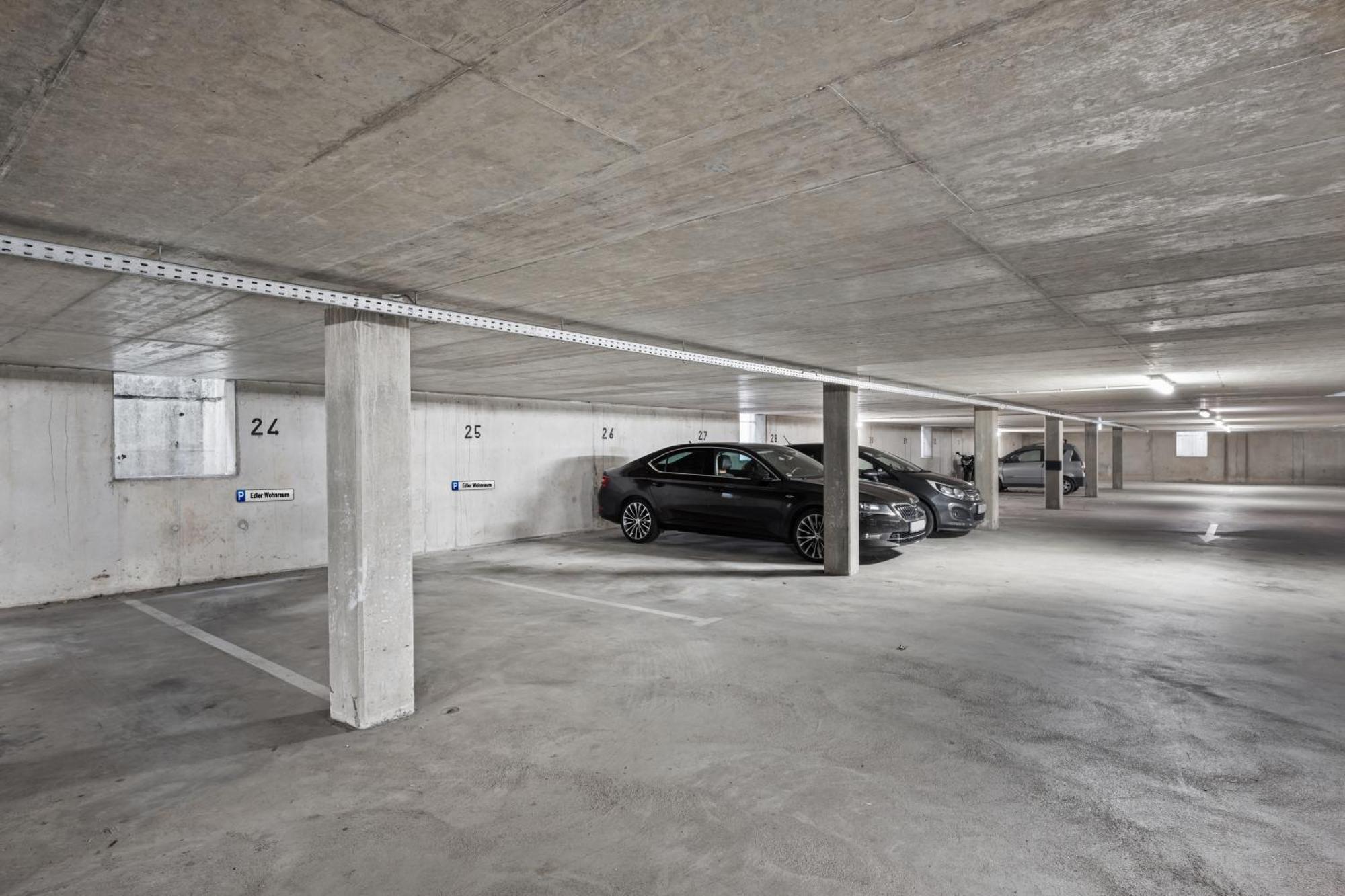 Edler Wohnraum Schlossteich-Suite 3 Sz Mit Zwei Balkonen, Kaffeevollautomat, Kamin, Klima, Lift & Zwei Parkplaetzen Chemnitz Exterior photo